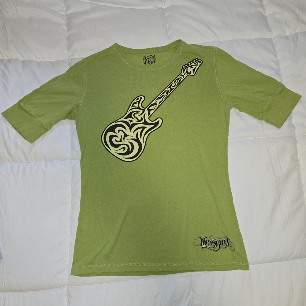 Life Is Good Green Guitar Womens Shirt‎ Size Medium Cotton